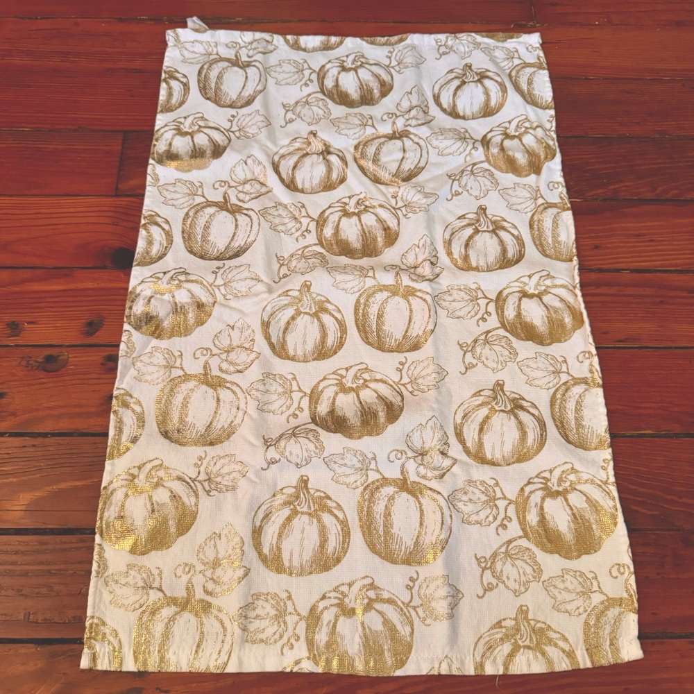 DEBORAH CONNOLLY DESIGNS Kitchen Towels White with Golden Pumpkins Set of 2 - Picture 2 of 6